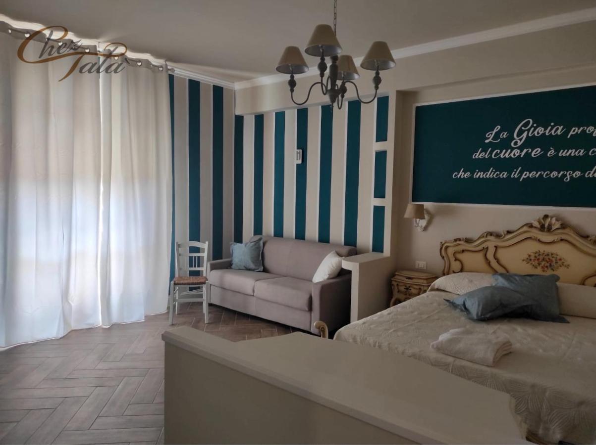Chez Tata' - Sce Tata Bed & Breakfast Rossano Stazione Eksteriør bilde